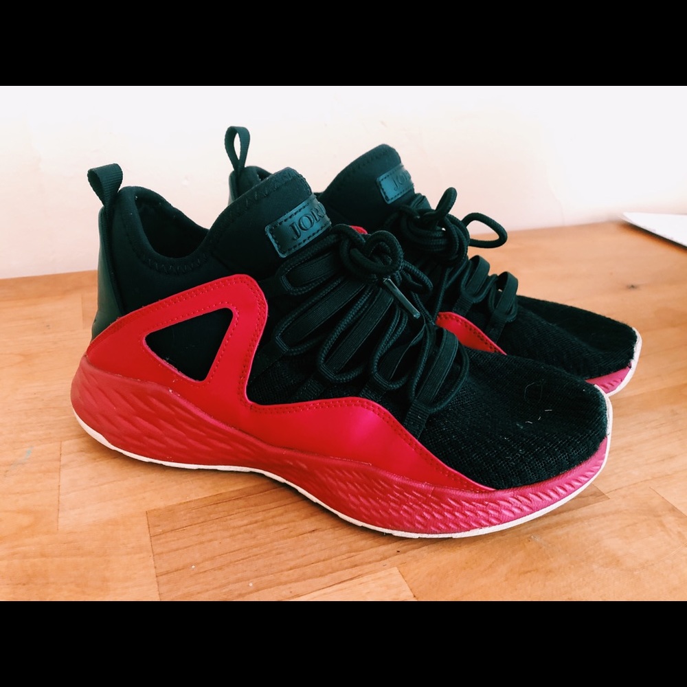 Jordan sneakers - Black and red